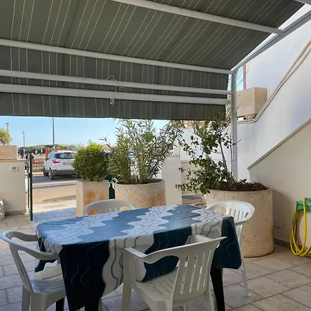 Apartment Casa Efesto - Piano Terra, Fronte Spiaggia *