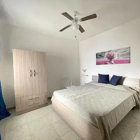 Apartment Casa Efesto - Piano Terra, Fronte Spiaggia *