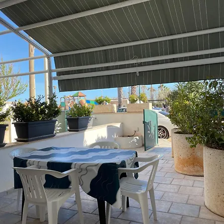 Apartment Casa Efesto - Piano Terra, Fronte Spiaggia